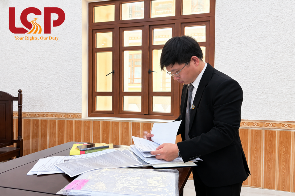 Luật sư Võ Tấn Lộc tại phiên tòa